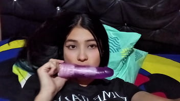 Latina de grandes tetas pillada con el novio de su hermanastra en video llamada casero real Latina de grandes tetas pillada con el novio de su hermanastra en video llamada casero real