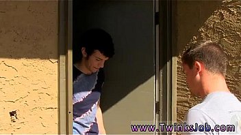 Gay Fuck Drake Mitchell Is A Physical Therapist With Wandering Mitts thumbnail