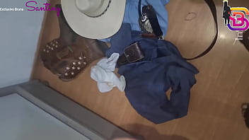 Boiadeiro de barretos me fodeu durante o show do gustavo lima