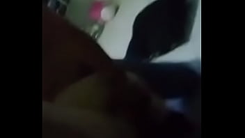 Prima cachonda quiere muy muy duro