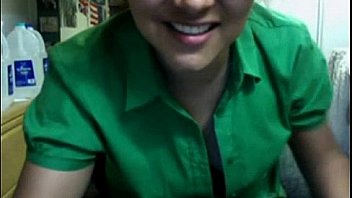 Chubby Brunette Strips For Webcam thumbnail