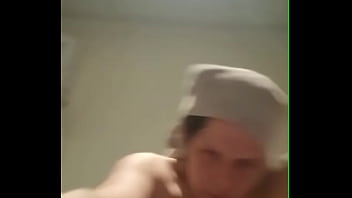 Dutch vixen quaroes’ wet body and dildo drive her to a huge climax