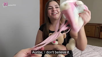 Blonde mature lesbian wants to be satisfied