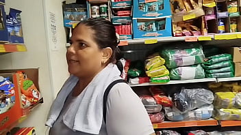 Tuve sexo con mi ex novio porque mi marido cornudo no sabe como cogerme pero mi amigo me coge delicioso casi me pilla el cornudo con mi amigo