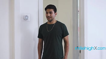 Meeting guys at the club to get out of love with my step son