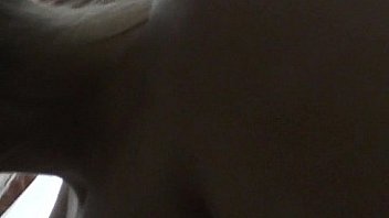 Chick gives rodeo on knob