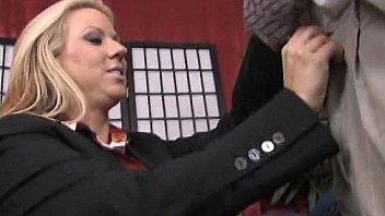 Blonde Milf Bouncing On A Cock thumbnail
