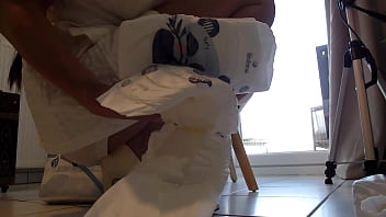 Abdl tu as fais popo et je te change la couche