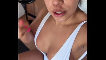 Me faz companhia no meu aeróbico matinal gostaram do meu maiô safadinho