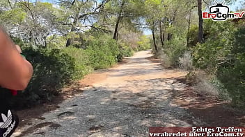 Echtes sextreffen mit deutscher exibitionistin furby outdoor gefickt