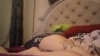 Nodia shake that ass Nodia shake that ass