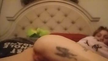 Nodia shake that ass