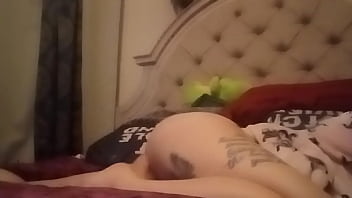 Nodia shake that ass