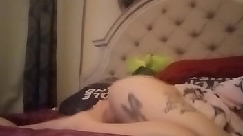 Nodia shake that ass