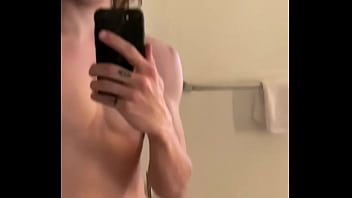 27m Dude Cute Show In Tub Long Hair Man Cute thumbnail