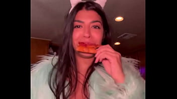 I’m actually a pizza eating monster disguised as a hot girl thanks for the invite party ajonesxxx