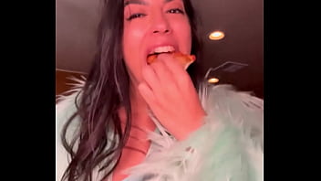 I’m actually a pizza eating monster disguised as a hot girl thanks for the invite party ajonesxxx