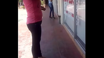 Dos hermosas nalgas de alondra y sandra