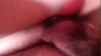 Bajo la sabana quería follar