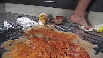 Goddess perfecta's lunch package for pig gourmets