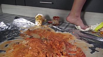 Goddess perfecta's lunch package for pig gourmets