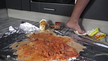 Goddess perfecta's lunch package for pig gourmets