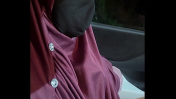 Beautiful muslim hijab woman wants to be pregnant hindi audio sex video