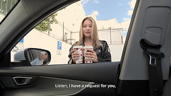 A stranger sat on my dick with her wet pussy take off condom and keep fucking pov