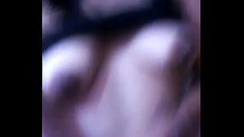 Masturbandose en el baño