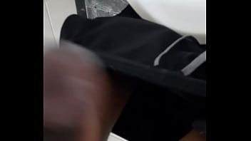 Masterbuate in the wahroom in late night man exited and masterbuate