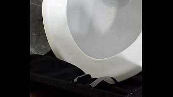 Masterbuate in the wahroom in late night man exited and masterbuate