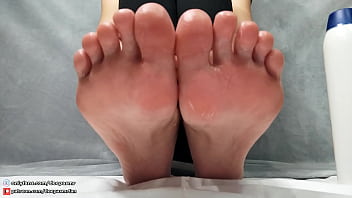 Asmr beautiful foot massage