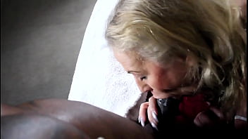 Interracial massage with that happy ending