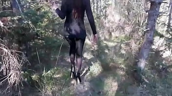 Milf walks in pantyhose and high heelsthere's nothing sexier than watching a woman walk in pantyhose and high heeled sho