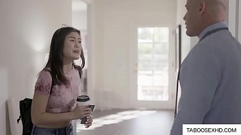 Stepdaughter wet her pents