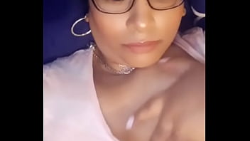 Crystal bedase playing with her tits