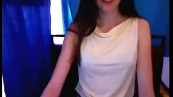 L molly masturbates for the camera