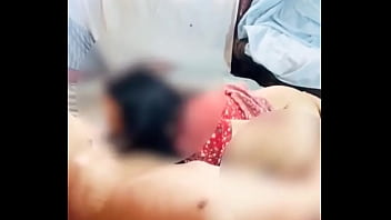 Me cojo a la vecina chismosa de la calle