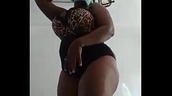 Naughty milf show some skills