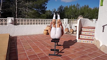 Under Armour Spandex Is Very Transparent On This Muscle Man thumbnail