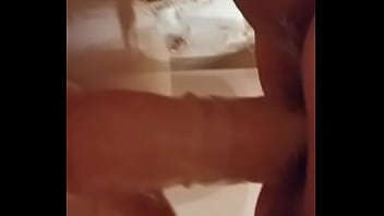 Squirting Gordita thumbnail