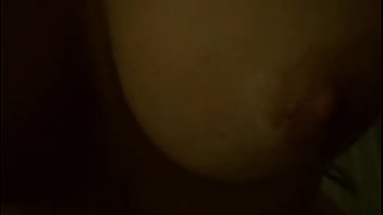 Hembra de hermosas tetas