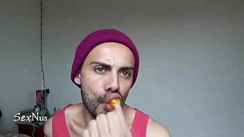 Jugando Con Un Dulce En Mi Boca thumbnail