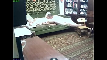 кончает от траха