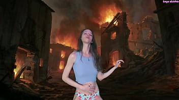 Evil giantess queen sage eldritch defeated by tiny hero