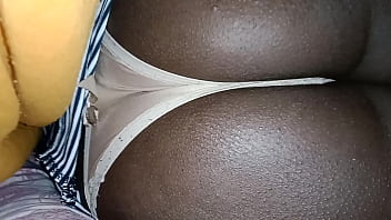 Gostosa só de calcinha