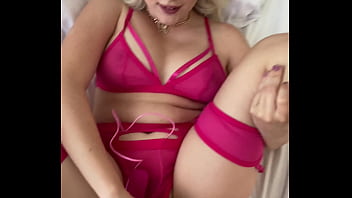 Gia ohmy swallows fresh cum after fucking