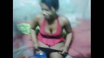 Sexo na rua do canal com morena