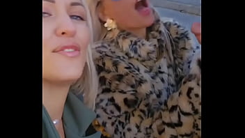 Teaser " distribution de sucettes à des inconnus"