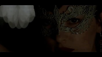 Nuazinha na cama sem lembrar de nada